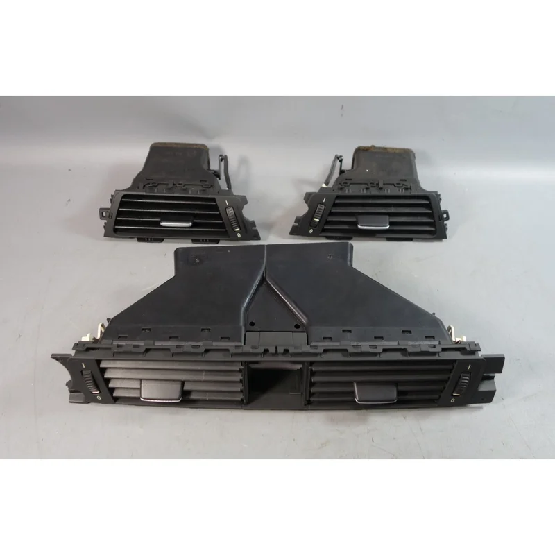 06-13 BMW E90 3-Series E92 M3 Front Dash Air Vent Set HVAC Vents OEM