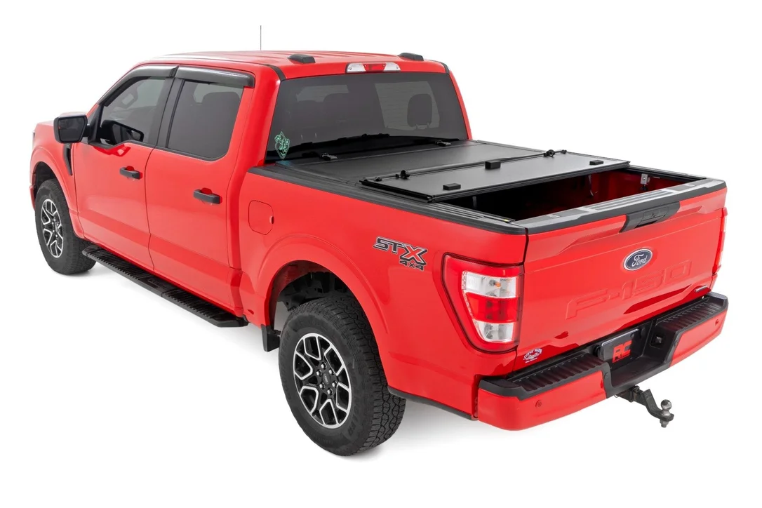 Rough Country Tri Fold Aluminum Hard Tonneau Bed Cover for 2021-2026 Ford F-150