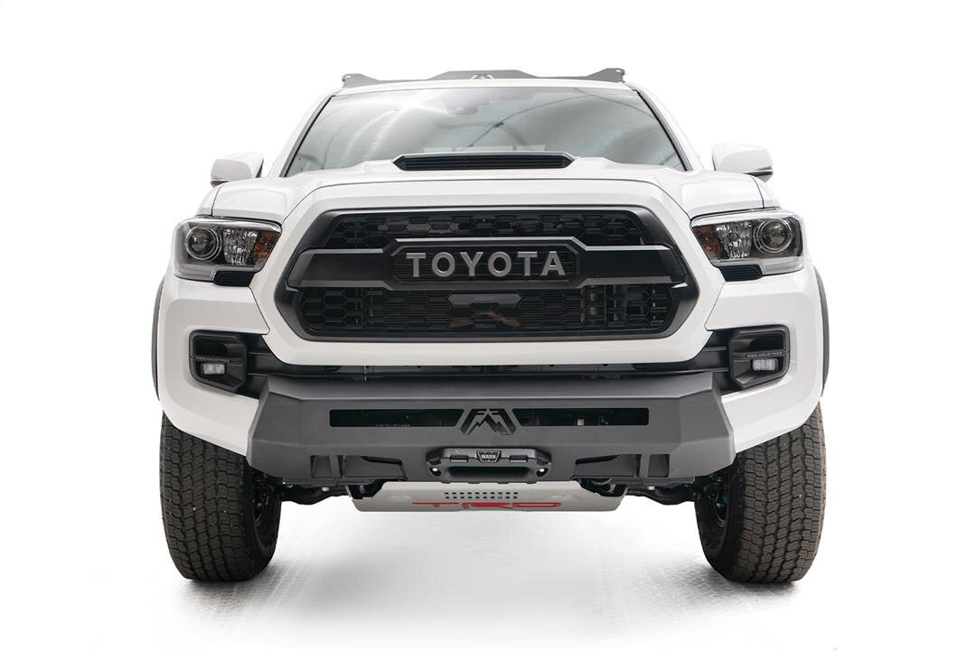 Fab Fours Premium Stubby Front Winch Mount Bumper for 16-23 Toyota Tacoma