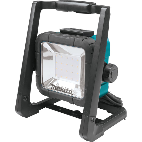 Makita 18V LXT Li-Ion Cordless/Corded 20 LED Flood Light (Bare Tool)