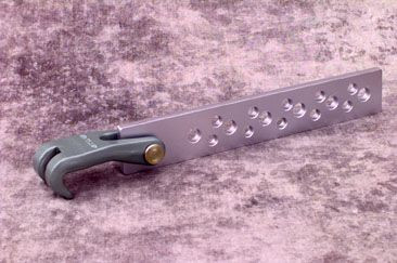 Narrow Draw Bar with Single Claw