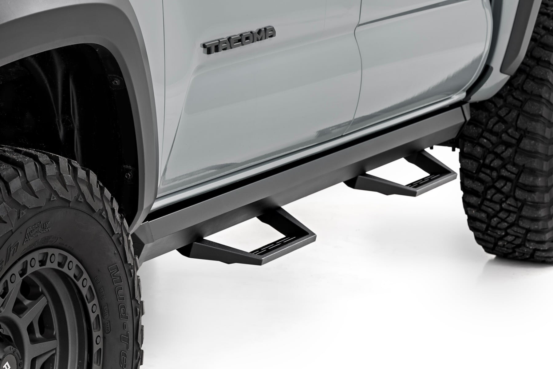 Rough Country 71096 SRL2 Adjustable Aluminum Steps for 05-23 Toyota Tacoma Double Cab