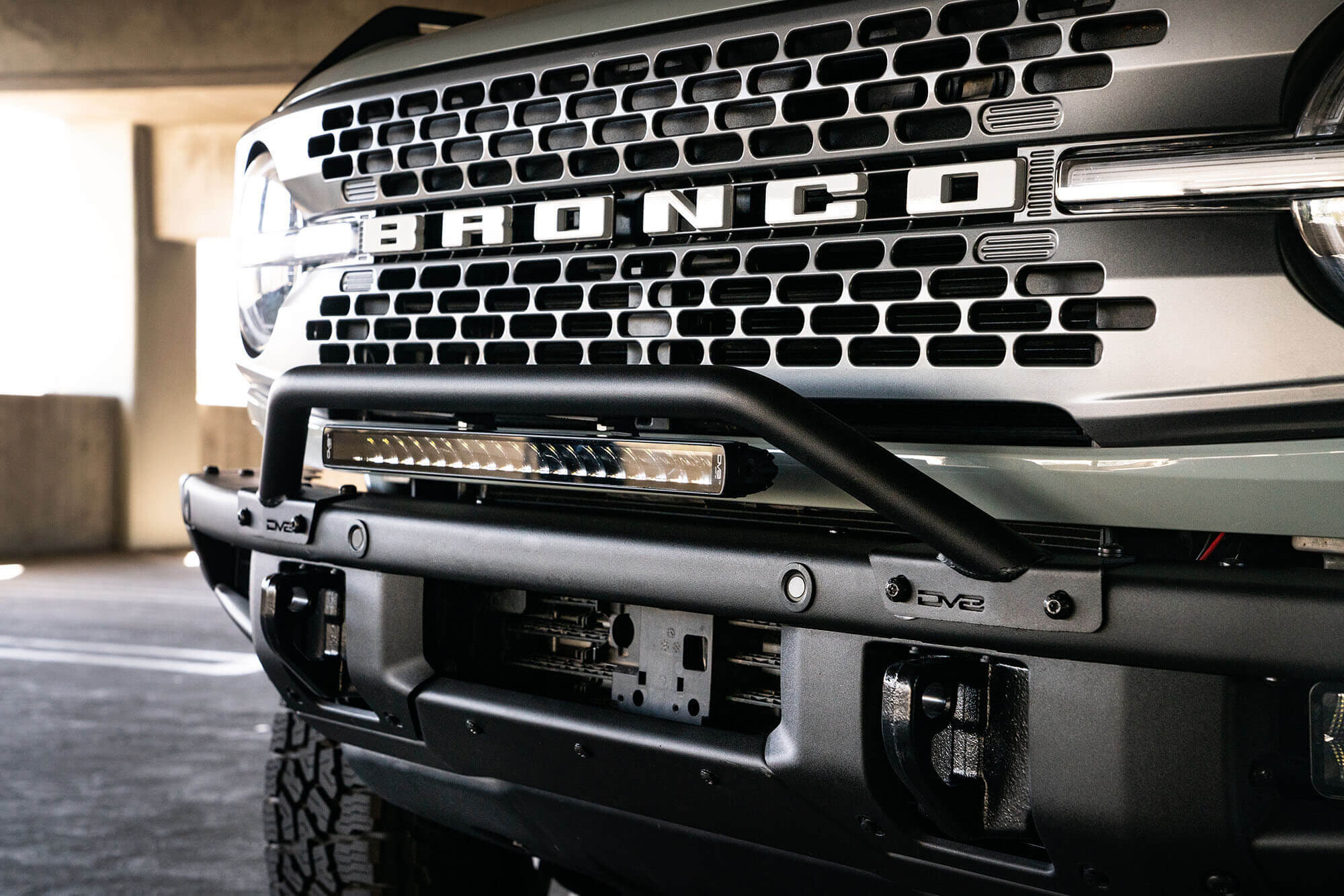 DV8 Offroad LBBR-06 Factory Bumper Bull Bar for 21-26 Ford Bronco