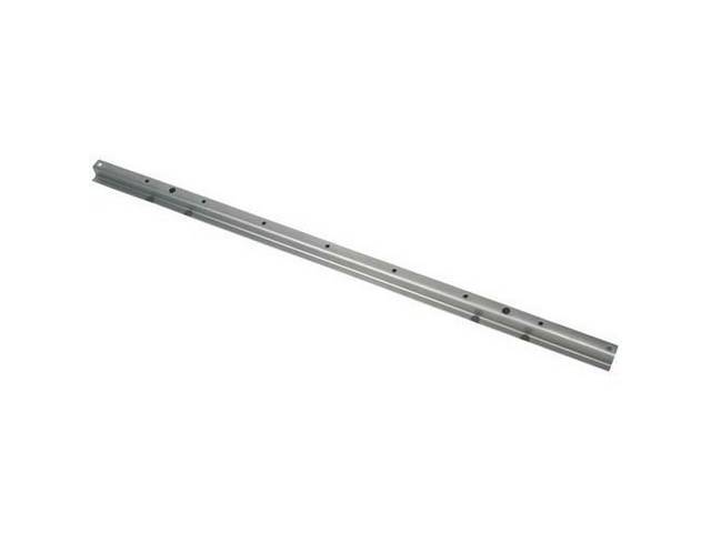 Bed Floor Center Runner