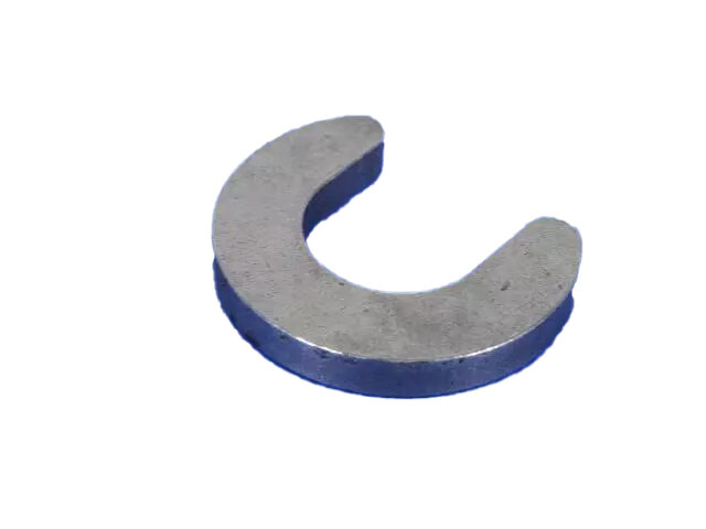 Mopar 5252505 Axle Shaft Retainer for 01-06 Jeep Wrangler TJ & 01 Cherokee XJ