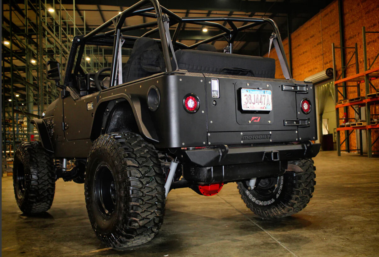Motobilt MB1024 Rear Rock Crawler Bumper with Receiver for 76-06 Jeep CJ-7, Wrangler YJ, TJ, & TJ Unlimited