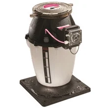 Pentair Chlorine Tank with Tank Mounted Pump 522473
