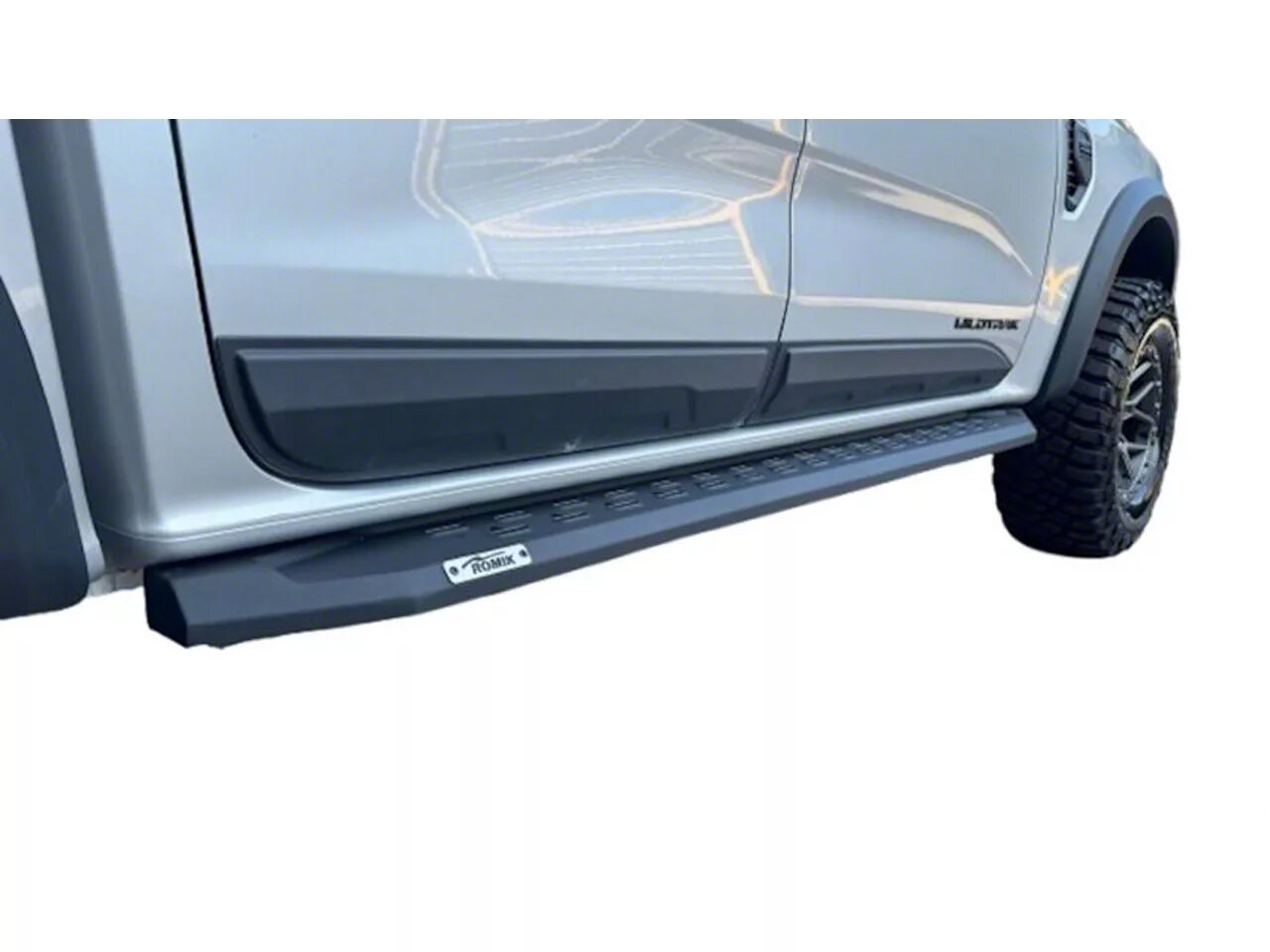 Romik 41723419 RPT-R Series Running Boardsfor 05-23 Toyota Tacoma Double Cab