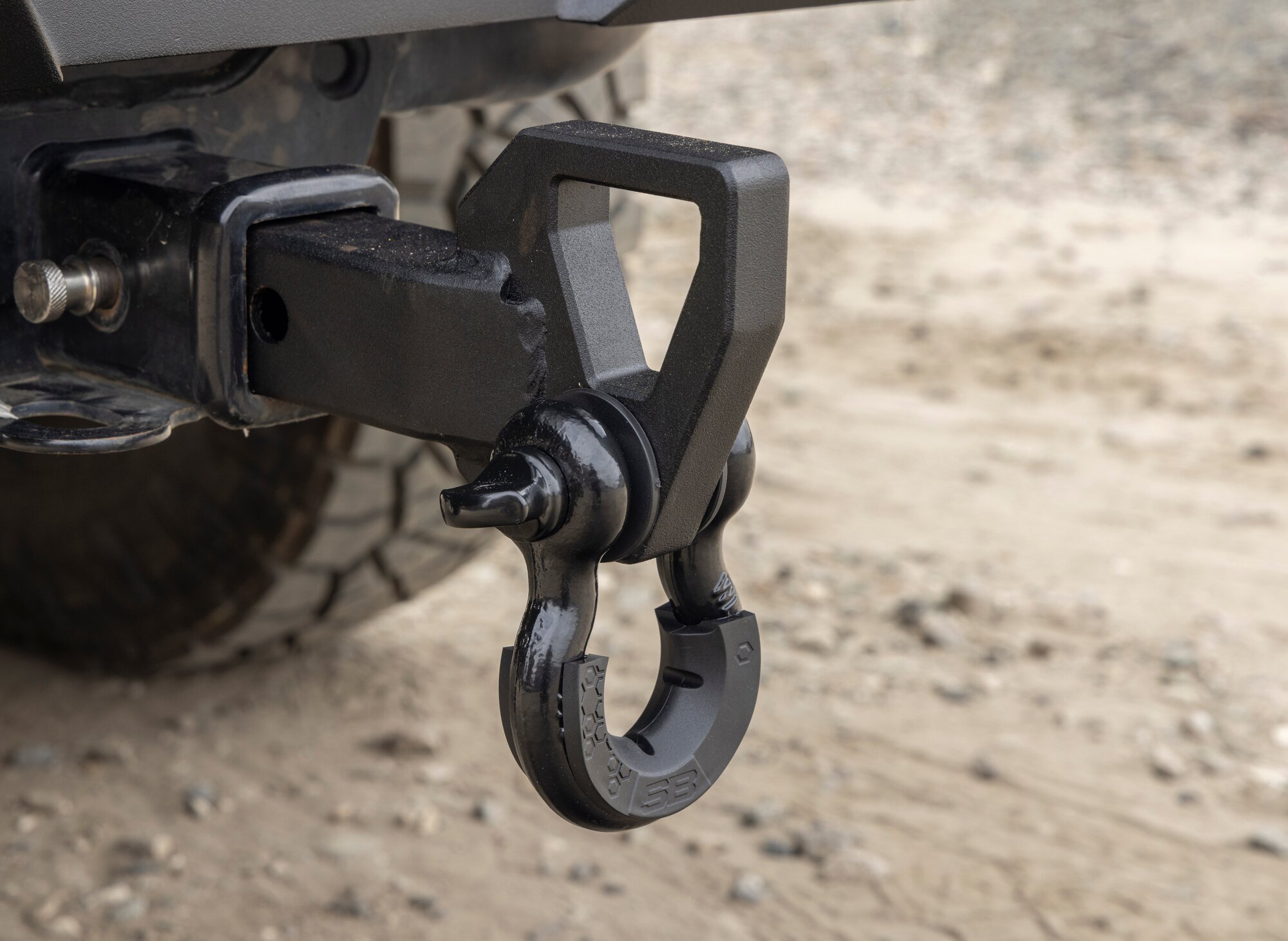 Smittybilt SB29313 Hitch Recovery Hub for 2" Receivers