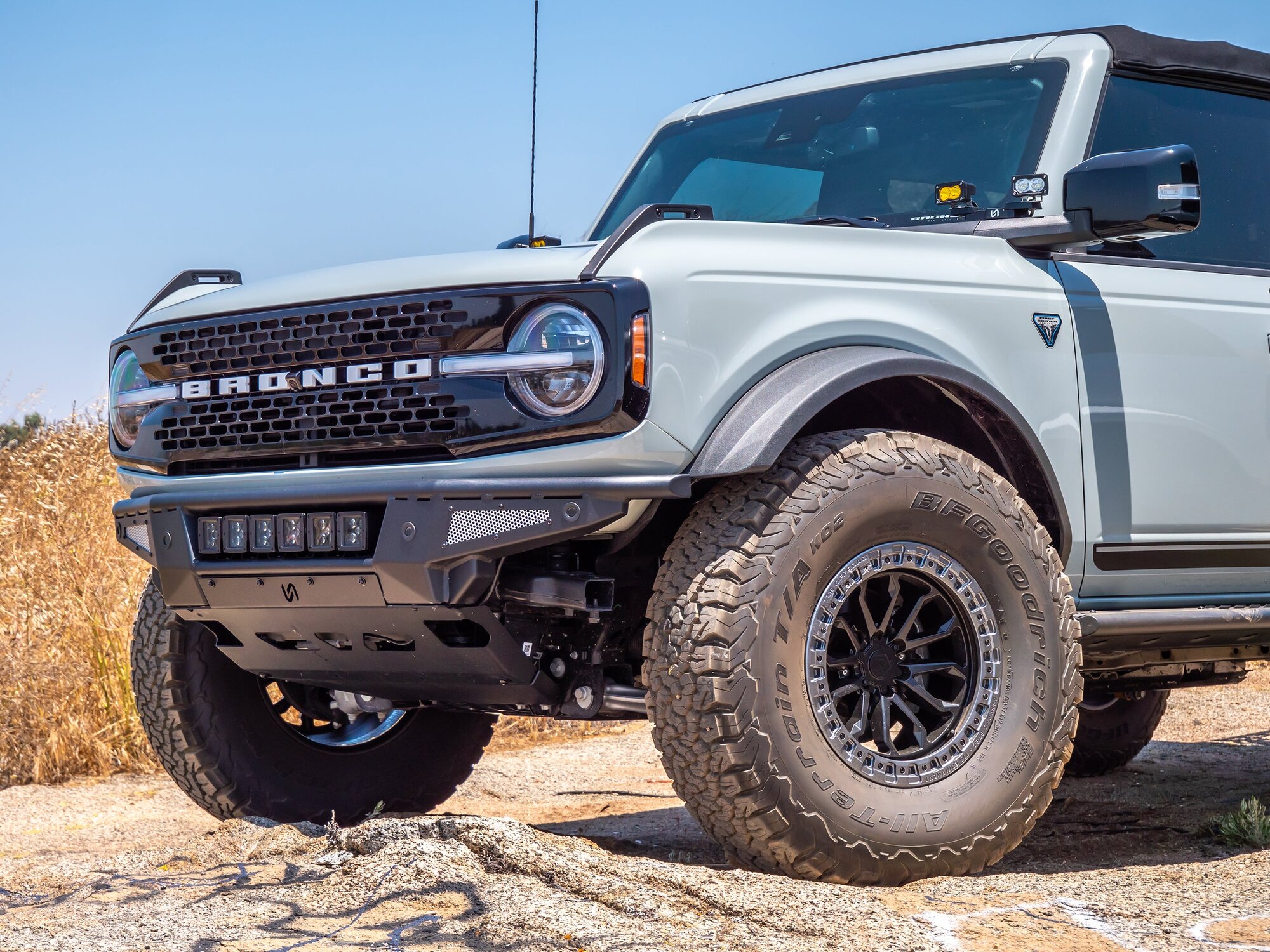 Turn Offroad FB2-M1 Baja Tubular Front Bumper & Skid Plate for 21-26 Ford Bronco
