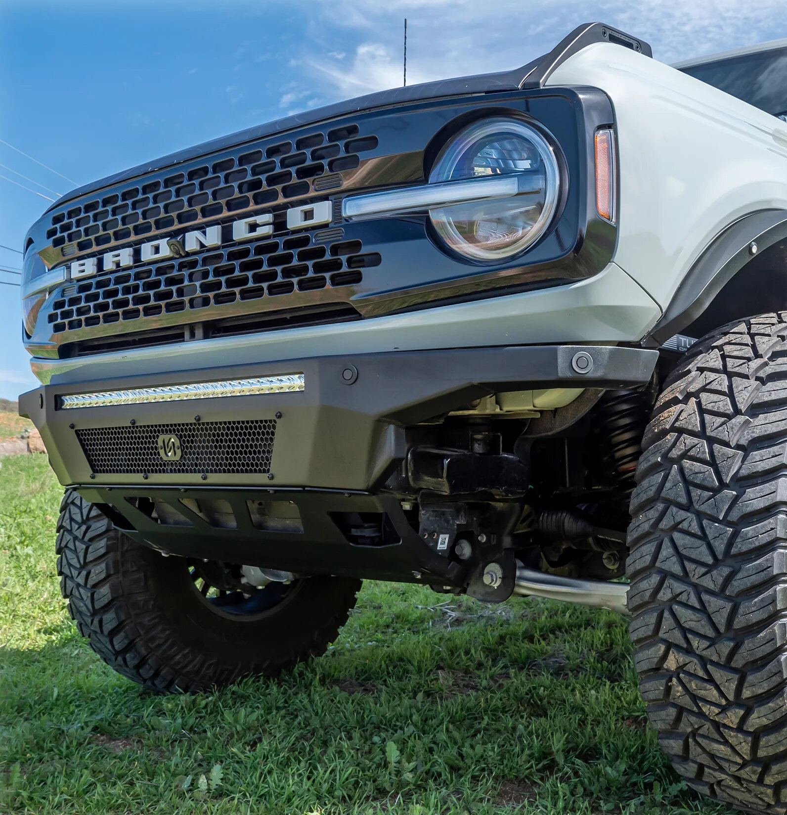 Turn Offroad FB3-M1 Hyperlyte Front Bumper & Skid Plate for 21-26 Ford Bronco